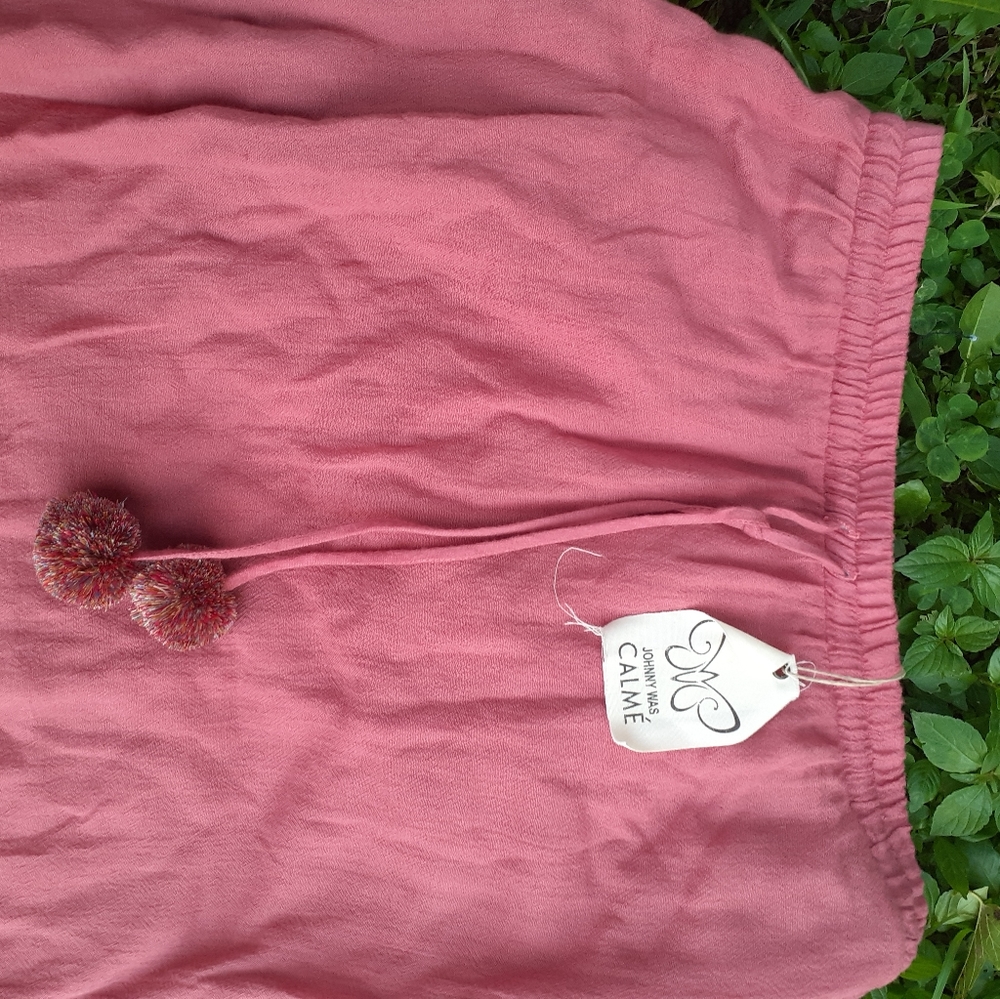 Johnny was pink skirt